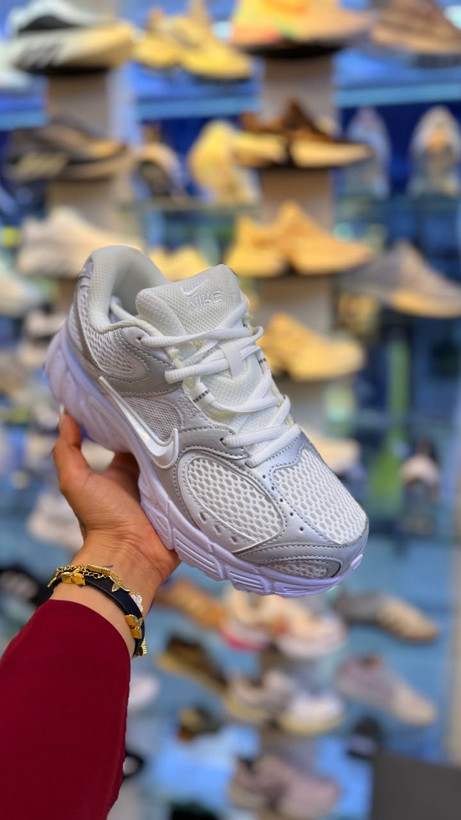 نایکی ویفایو Nike V5 RNR